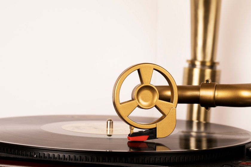 Vintage Gramophone Model S380 - Image 5