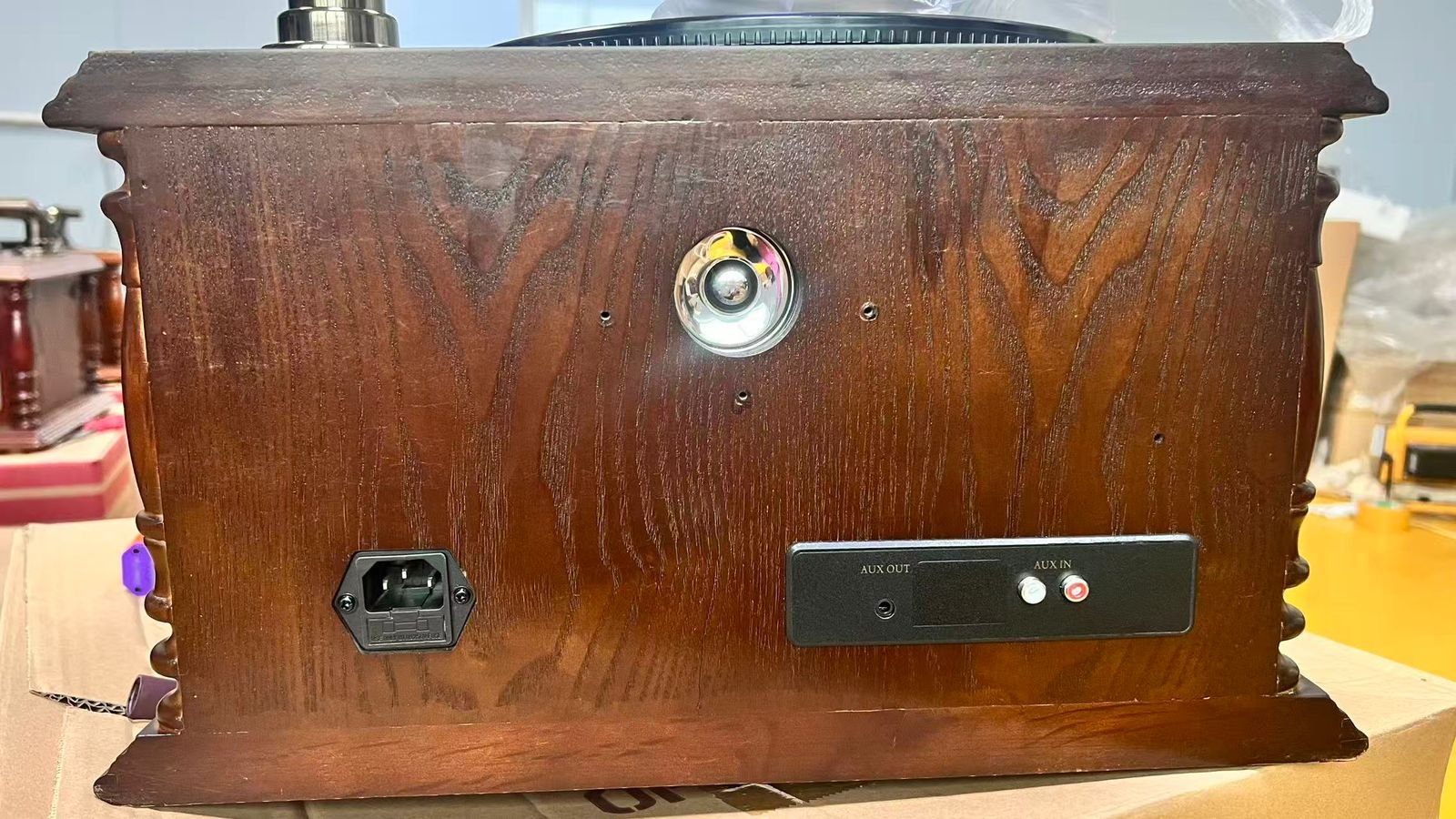 Vintage Gramophone Model 411 Plus - Image 5